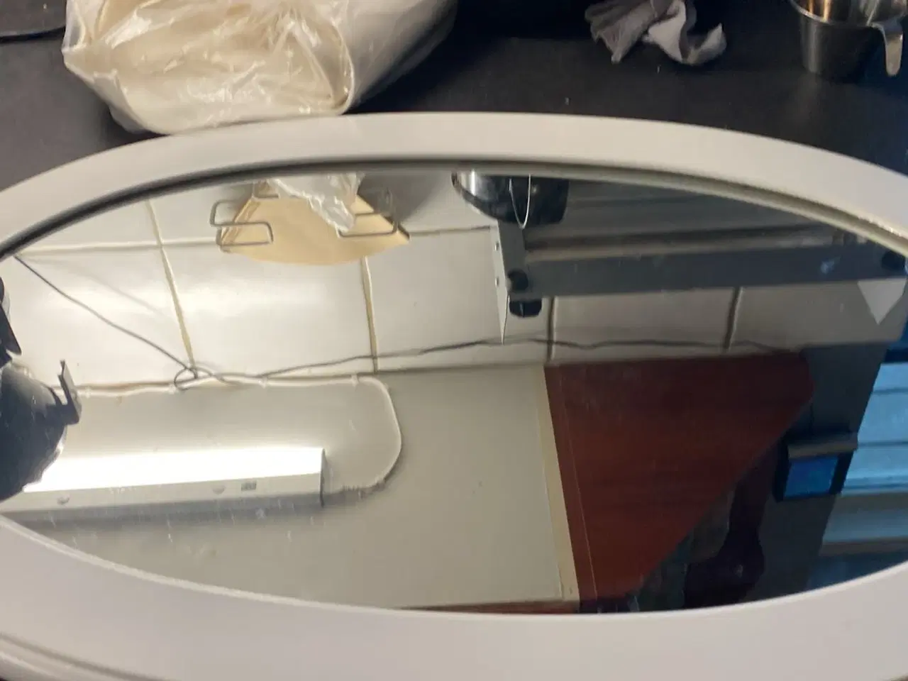 Billede 1 - Ovalt spejl 64* 40