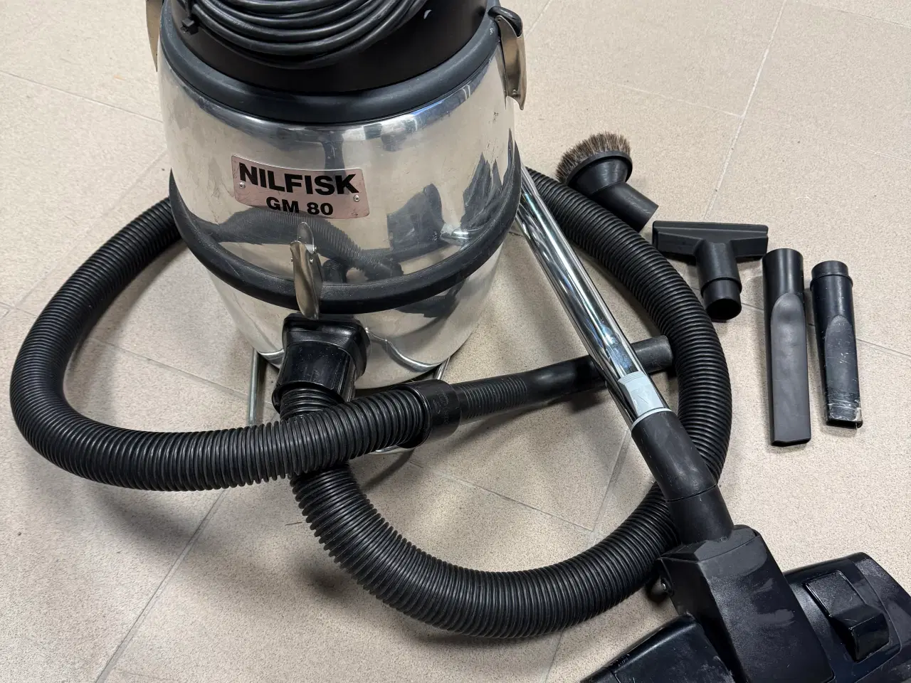 Billede 1 - Nilfisk støvsuger