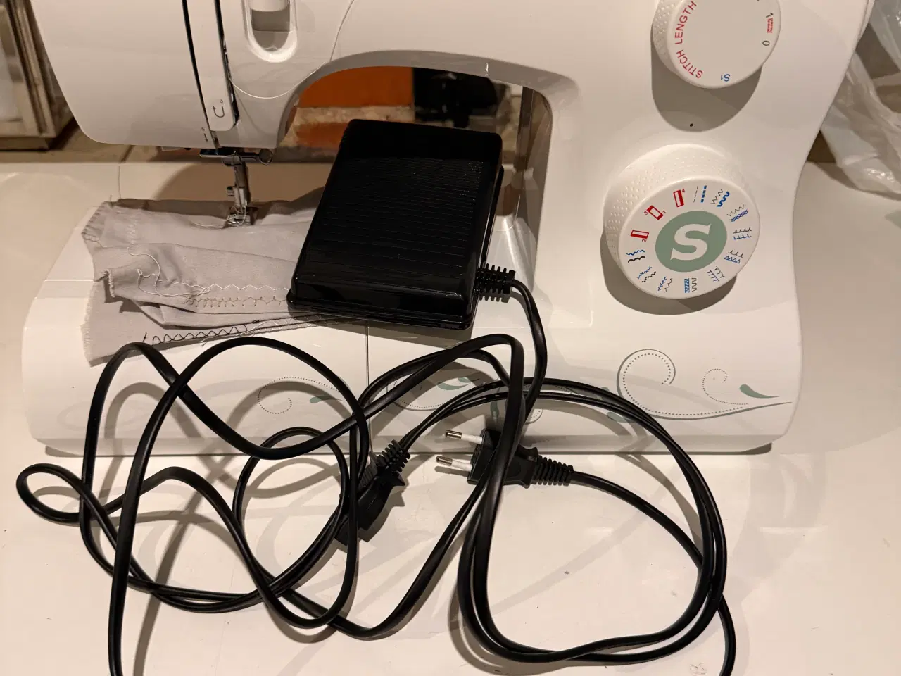 Billede 6 - Symaskine