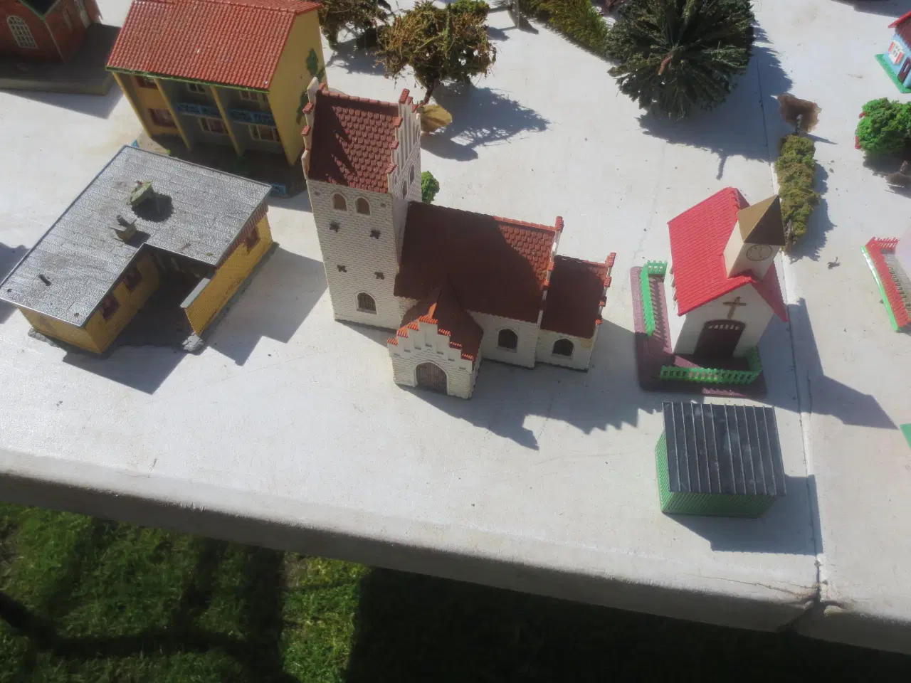 Billede 4 - 25 stk Forskellige Model Ho Huse 