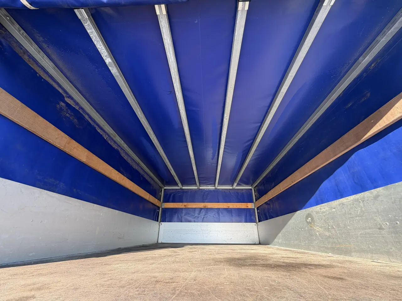 Billede 6 - Humbaur boogietrailer HT 253118 med lav presnning