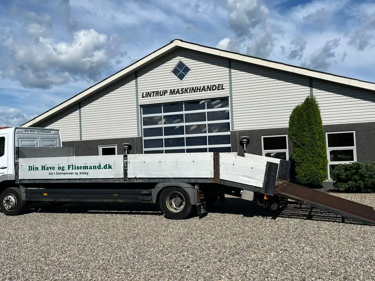 Billede 9 - Mercedes Atego  Knæklad 7.5m, med rampe i fuld brede i bag.