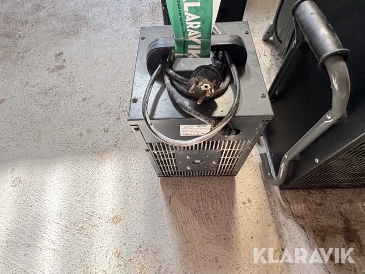 Billede 7 - Varmeblæsere og radiatorer 5 styk