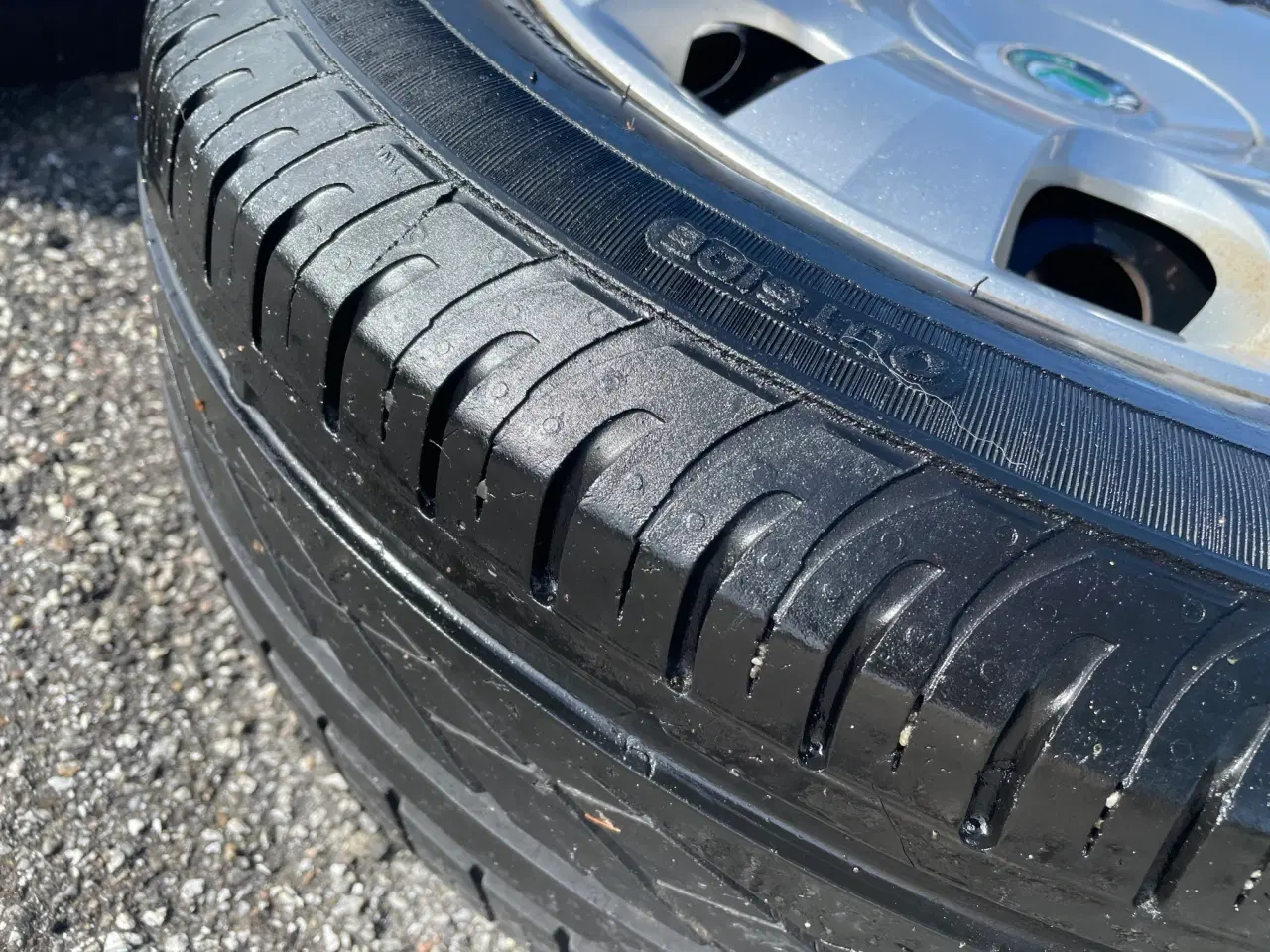 Billede 4 - Vinter & sommer dæk på fælge !