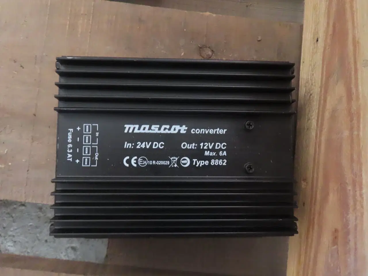 Billede 5 - Palle med diverse opladere, kabler mv.