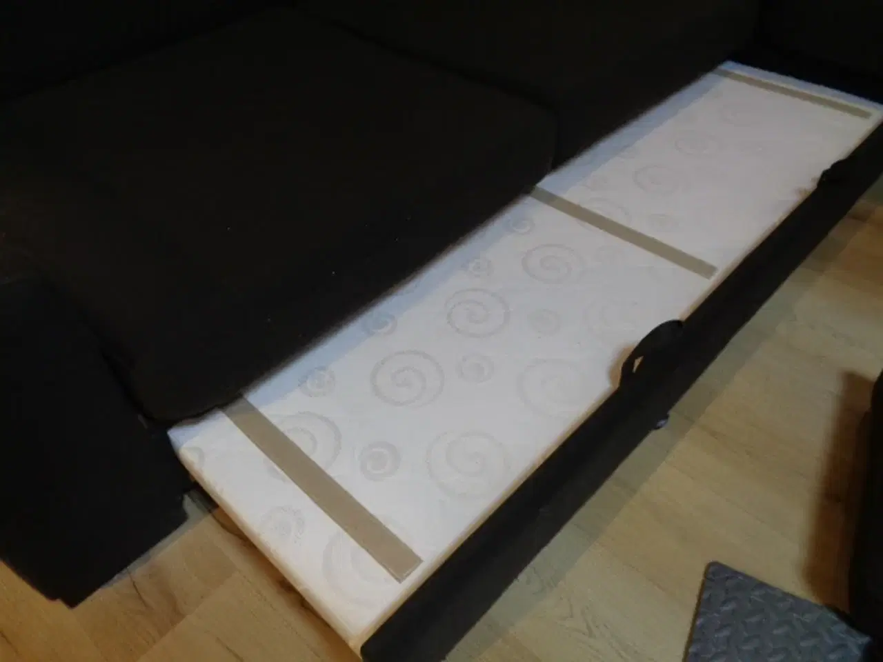 Billede 4 - Sovesofa med chaiselong