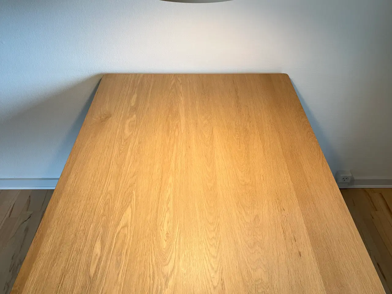 Billede 9 - Spisebord m. 6 stole