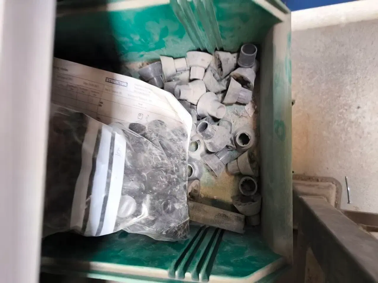 Billede 7 - Reol inkl. indhold