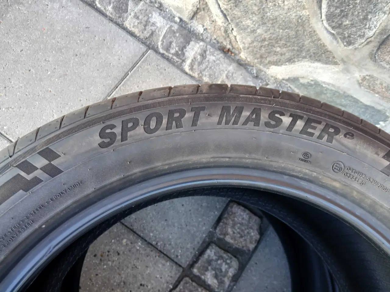 Billede 3 - Afmonteringsdæk 235/50-18