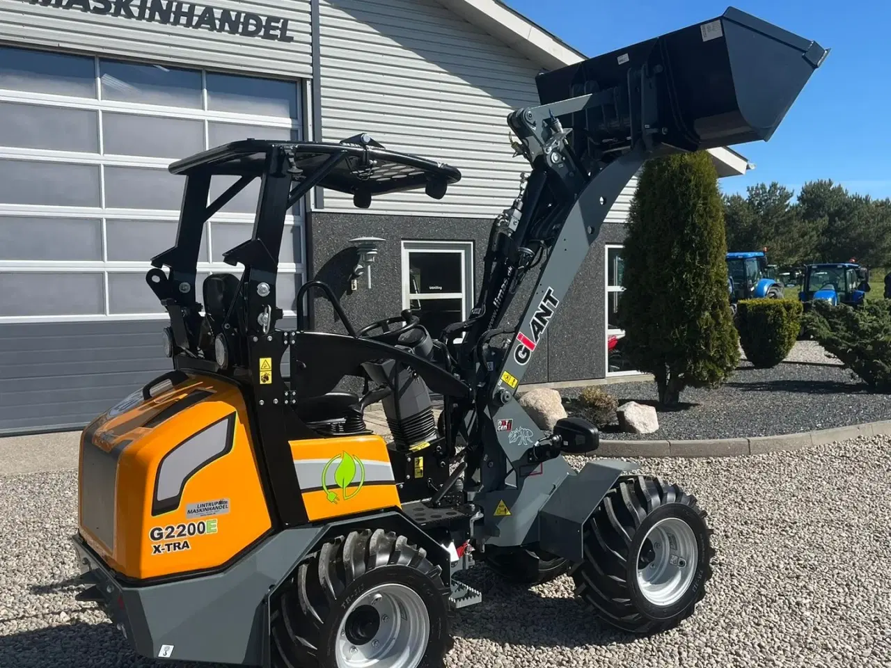 Billede 15 - Giant G2200E X-tra E Elektrisk minilæsser. DEN HAR KUN KØRT DEMO OG ER SOM NY