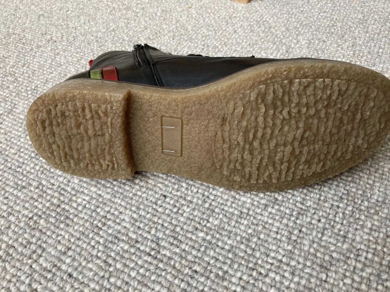 Billede 4 - Sorte kalveskindsstøvler str. 38. 300kr