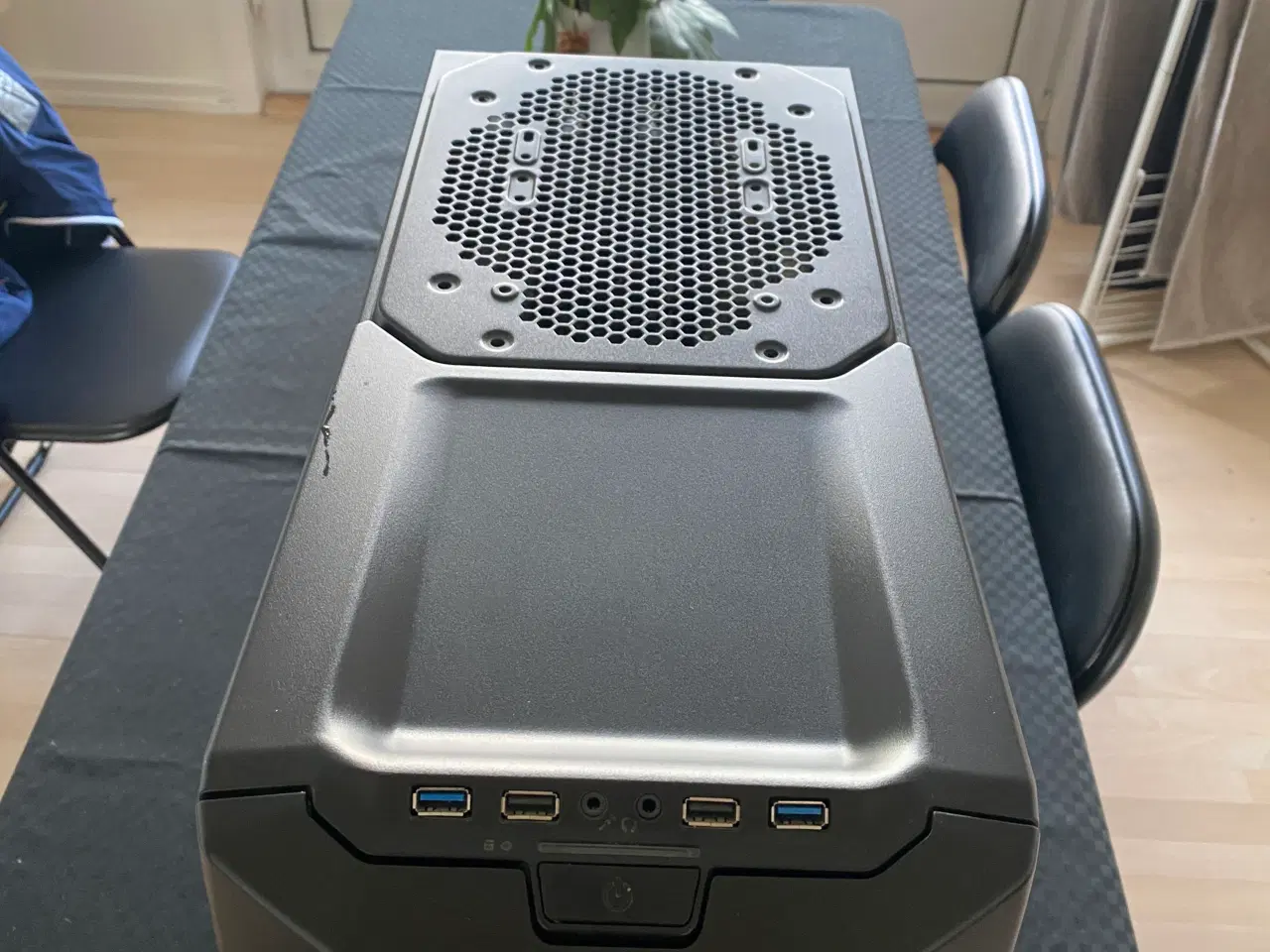 Billede 4 - Kraftfuld Gaming Computer – Klar til brug!