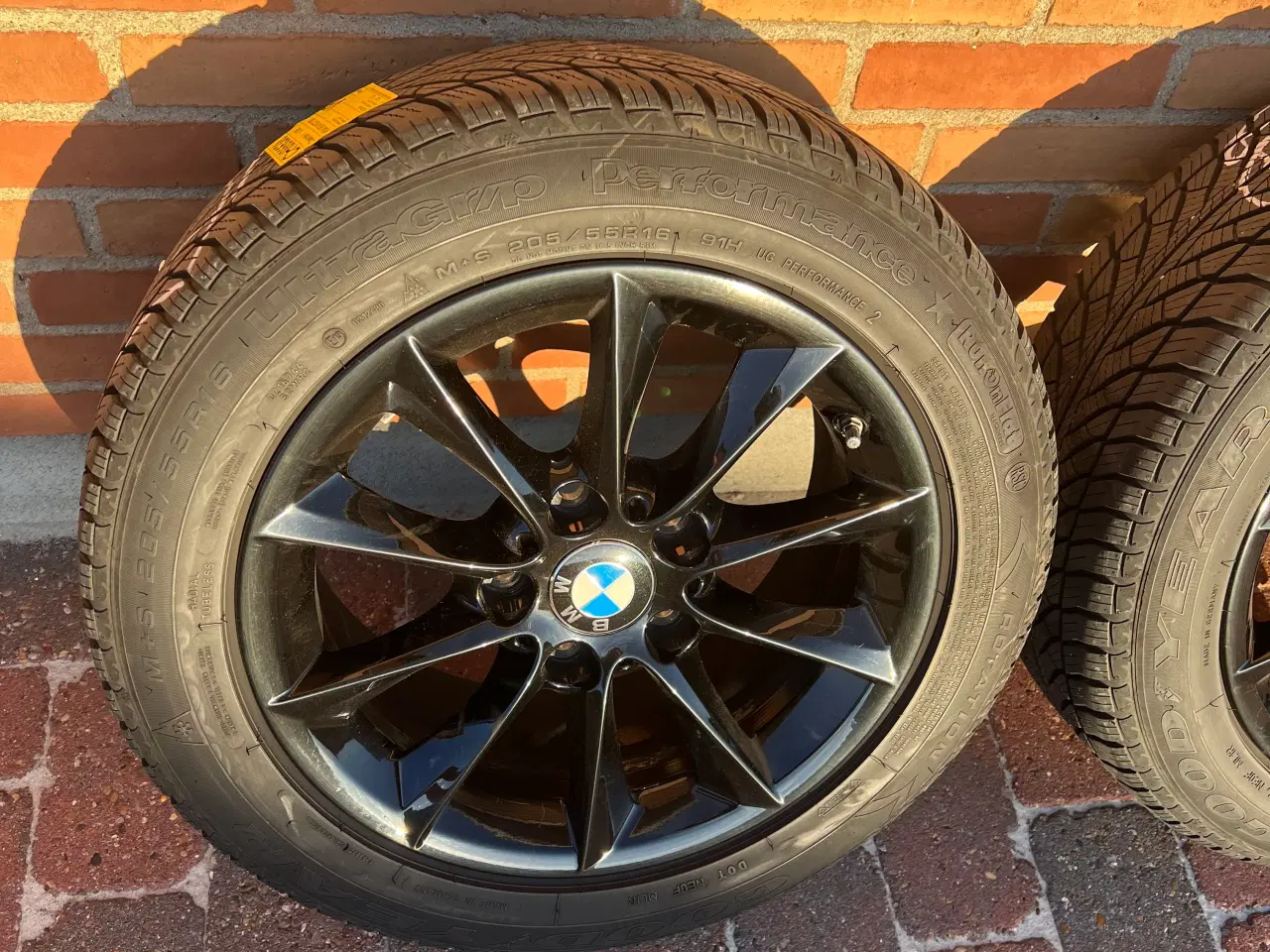 Billede 5 - BMW Org Style 411 med 205/55/16 Goodyear ultra gri