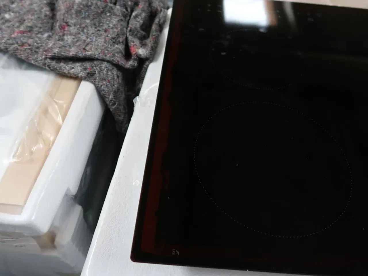 Billede 2 - Induktionskogeplade IKEA 303.688.22