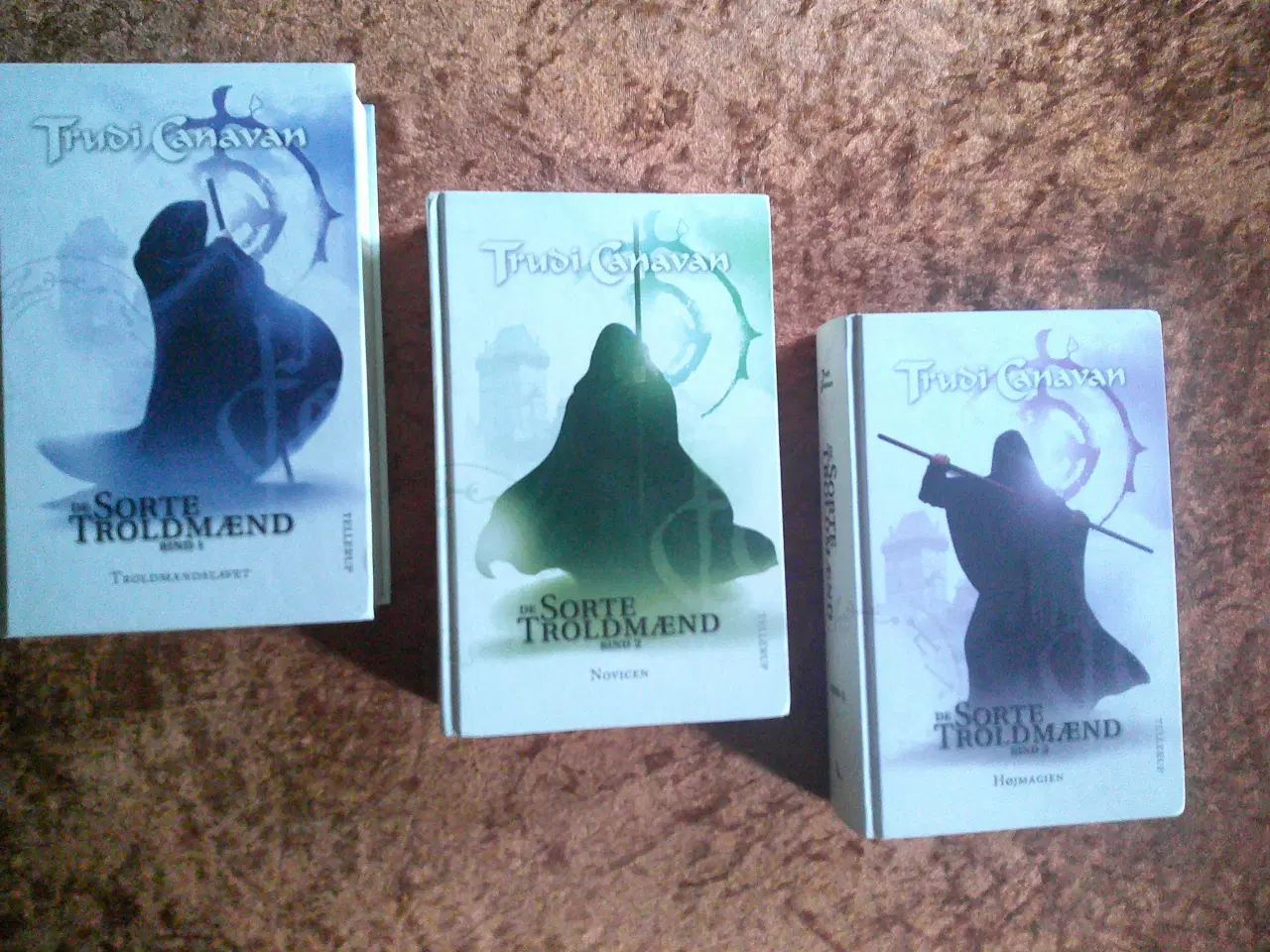 Billede 1 - De sorte troldmænd, Trudi Canavan