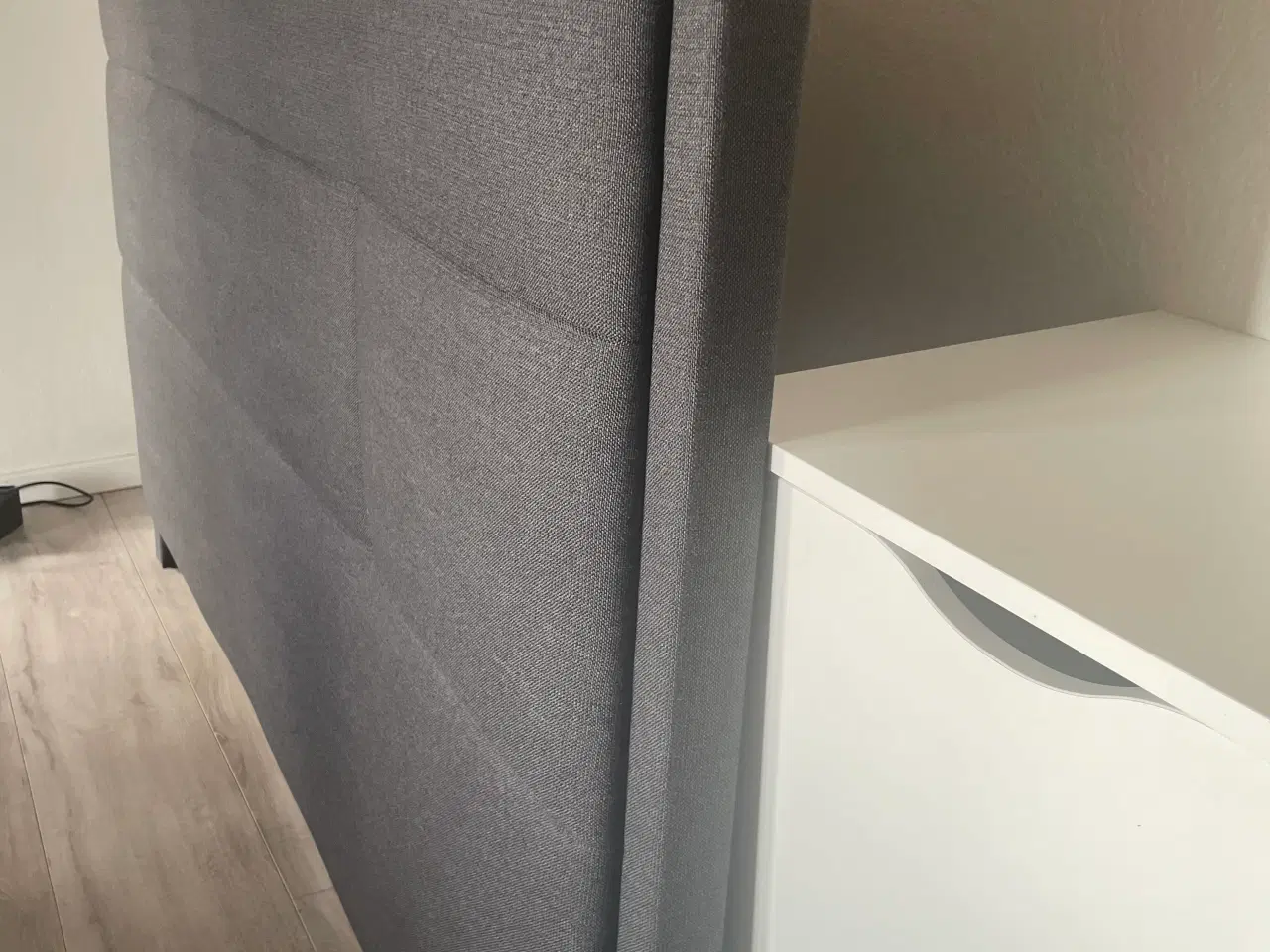 Billede 4 - Sengegavl pæn og velholdt