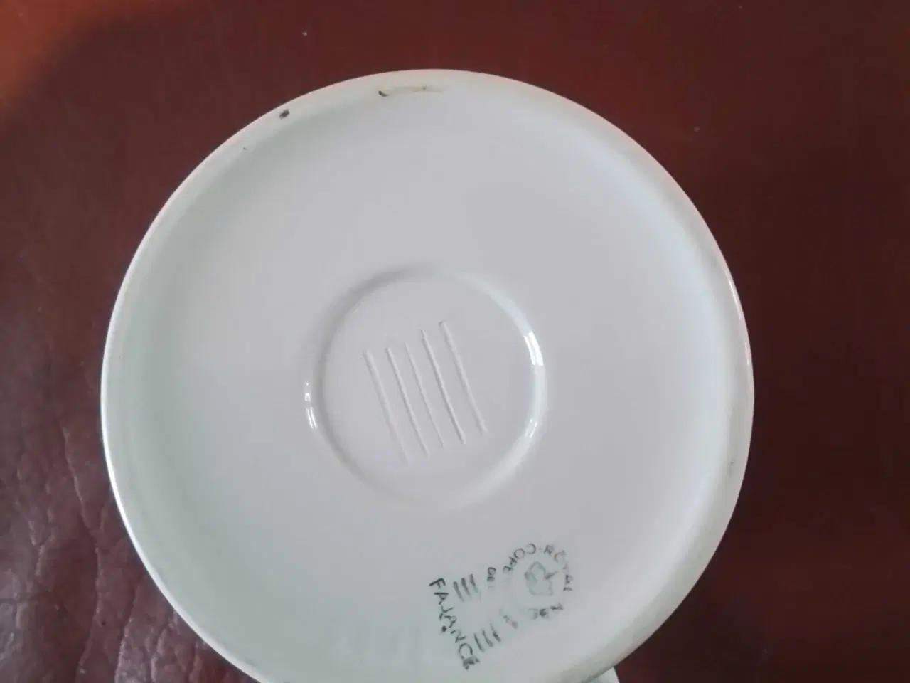 Billede 2 - Royal Copenhagen Årskrus 1990