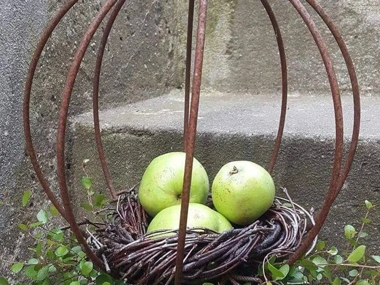 Billede 3 - Dekorationskugle i rundjern