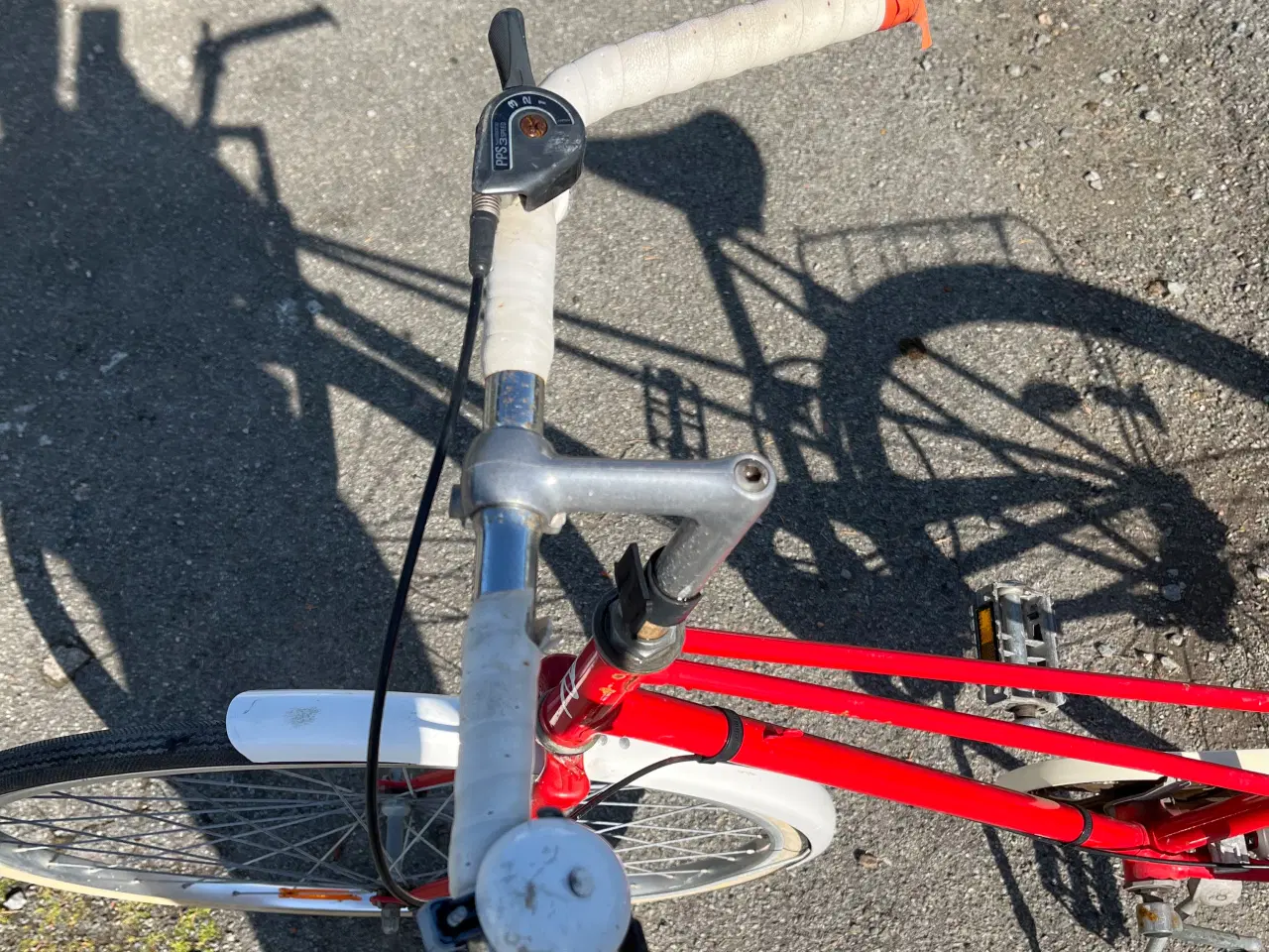 Billede 2 - Retro runner dame cykel i rød med tre gear