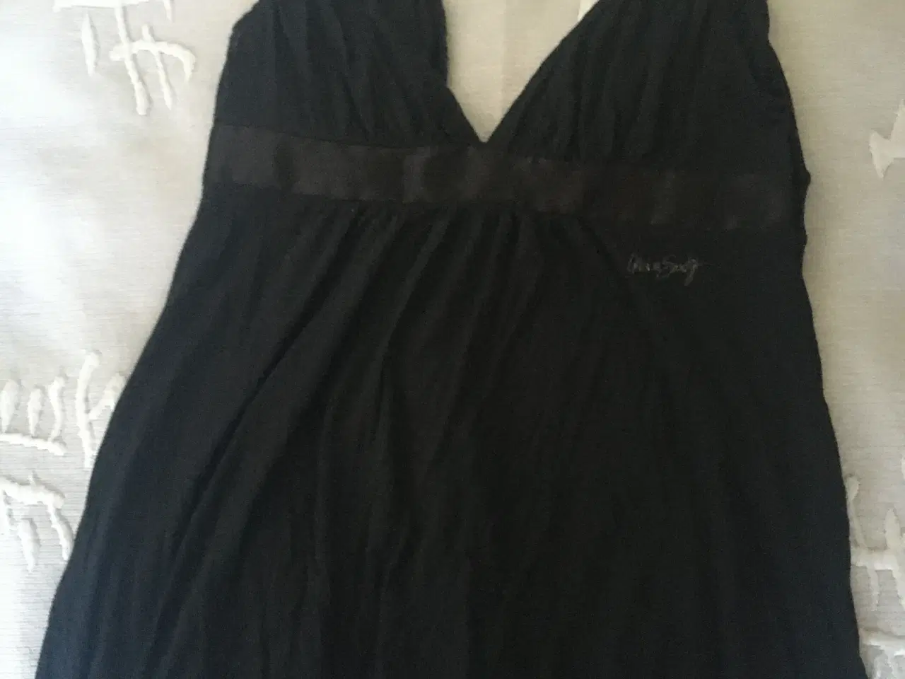 Billede 3 - Helt ny Miss Sixty sort top str. 36