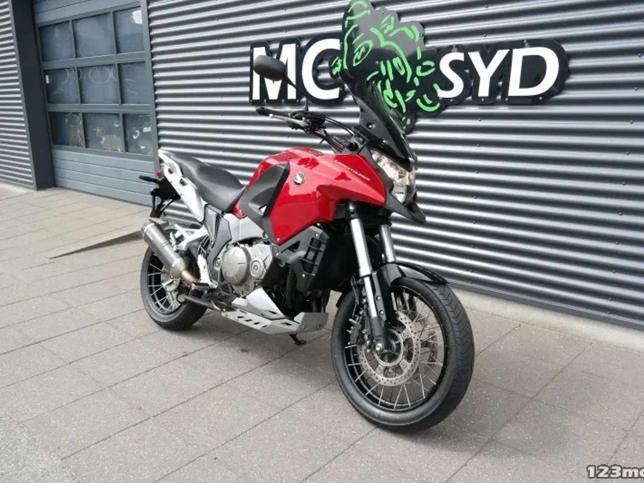 Billede 2 - Honda VFR 1200 X MC-SYD       BYTTER GERNE