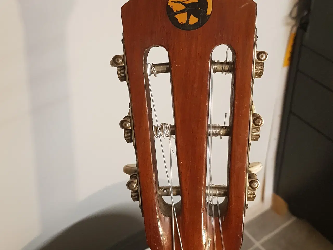 Billede 4 - Håndbygget Guitar Johannes Møller 1957