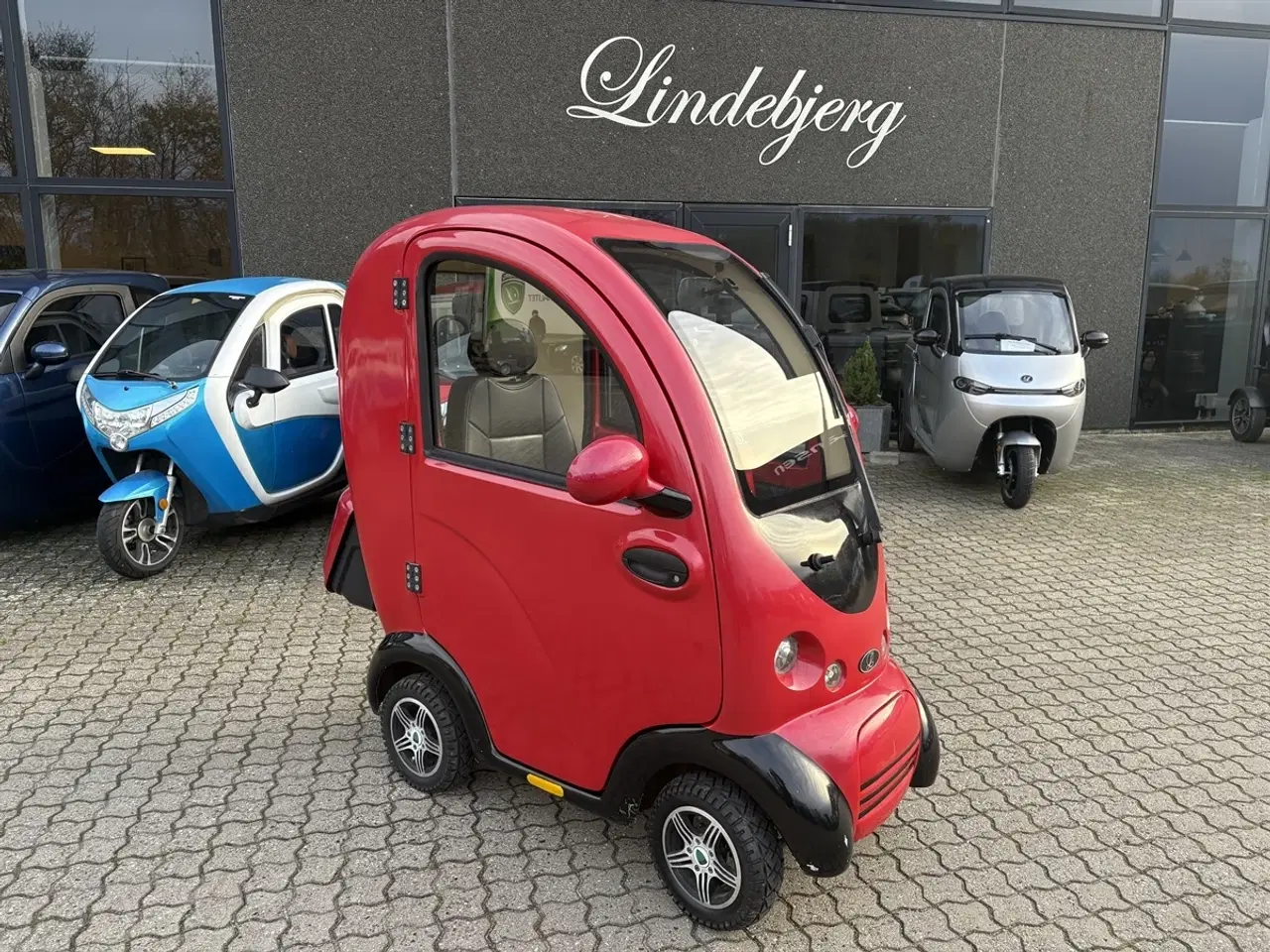 Billede 1 - City Kabine rød