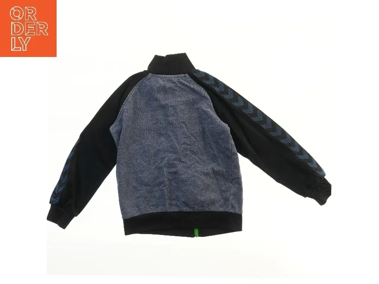 Billede 2 - Børnejakke med lynlås fra Hummel (str. 128)