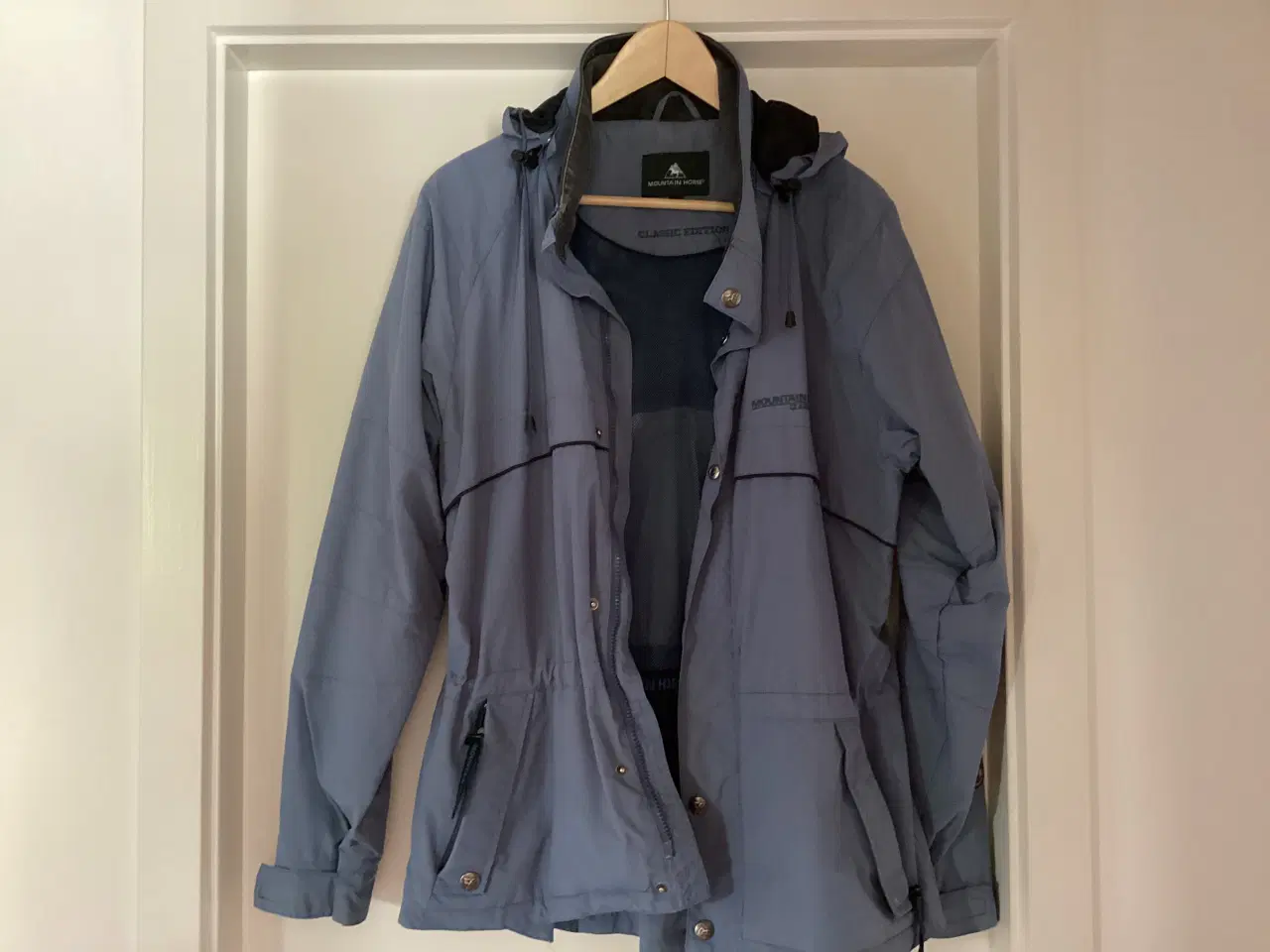 Billede 3 - Ridejakker dame str 38-40