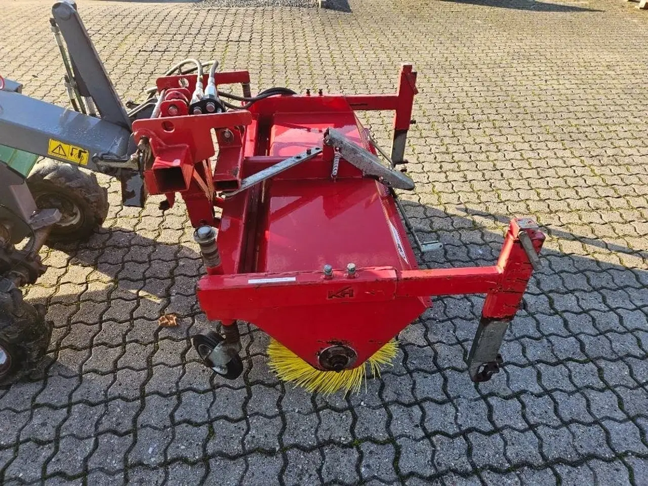 Billede 5 - [Other] minilæsser kost med opsamlerkasse