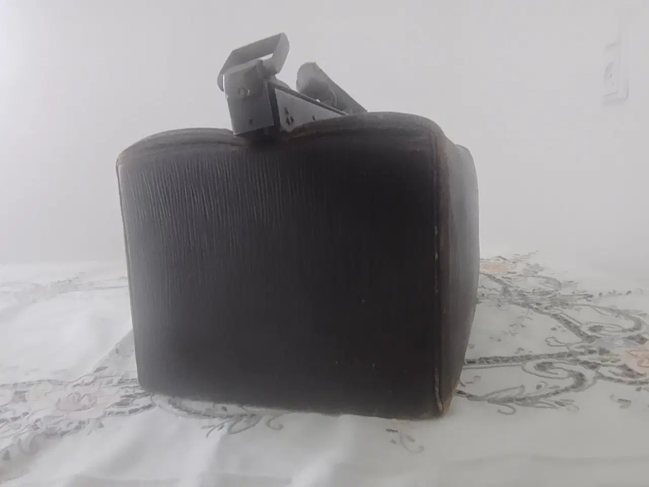 Billede 3 - Vintage jordemoder lægetaske.