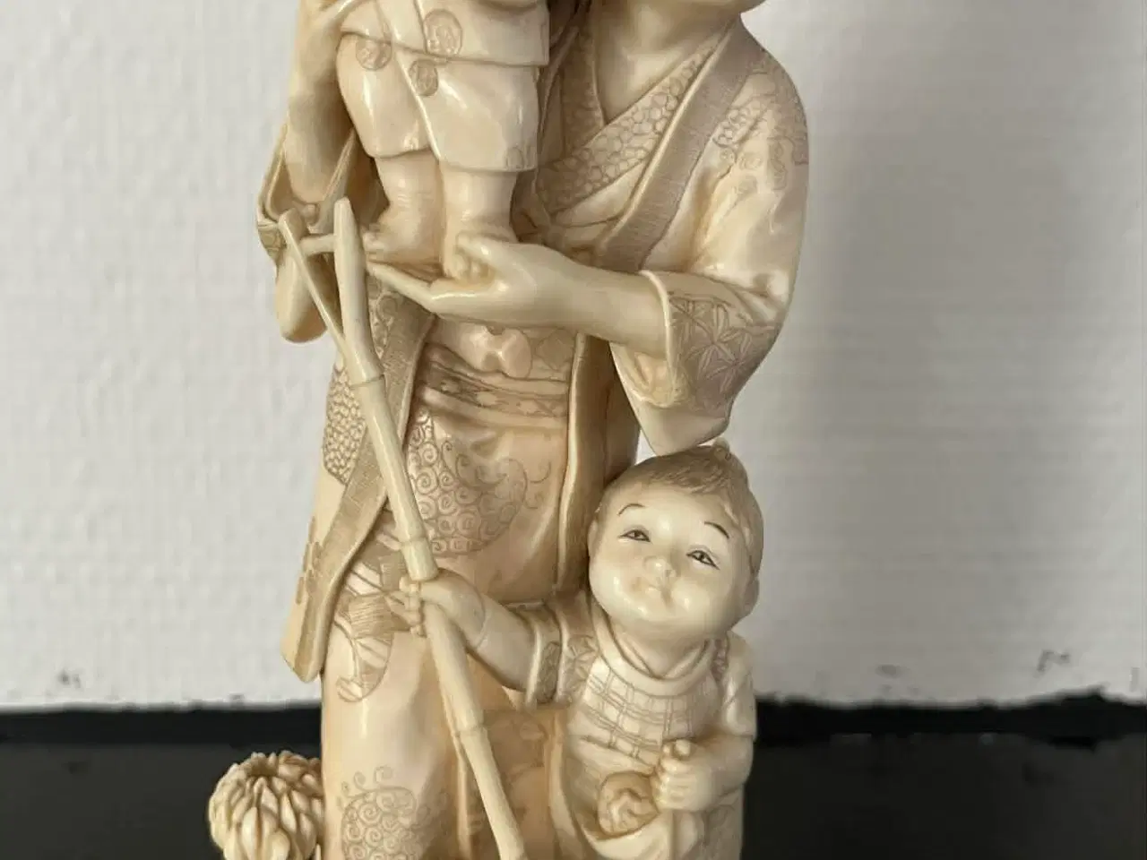 Billede 1 - flot Japanske elfenbensfigur 