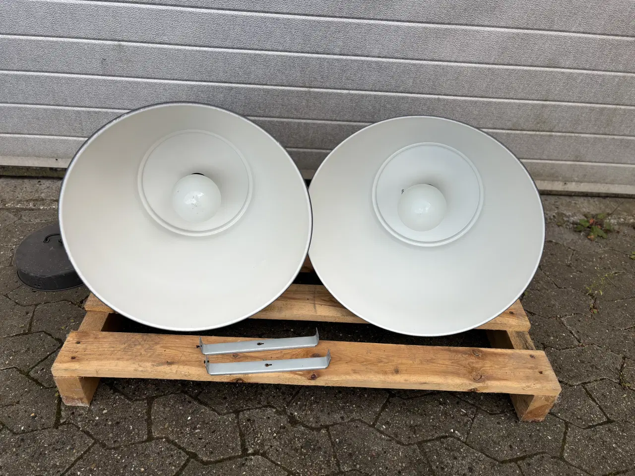 Billede 6 - Industrilamper 2 stk
