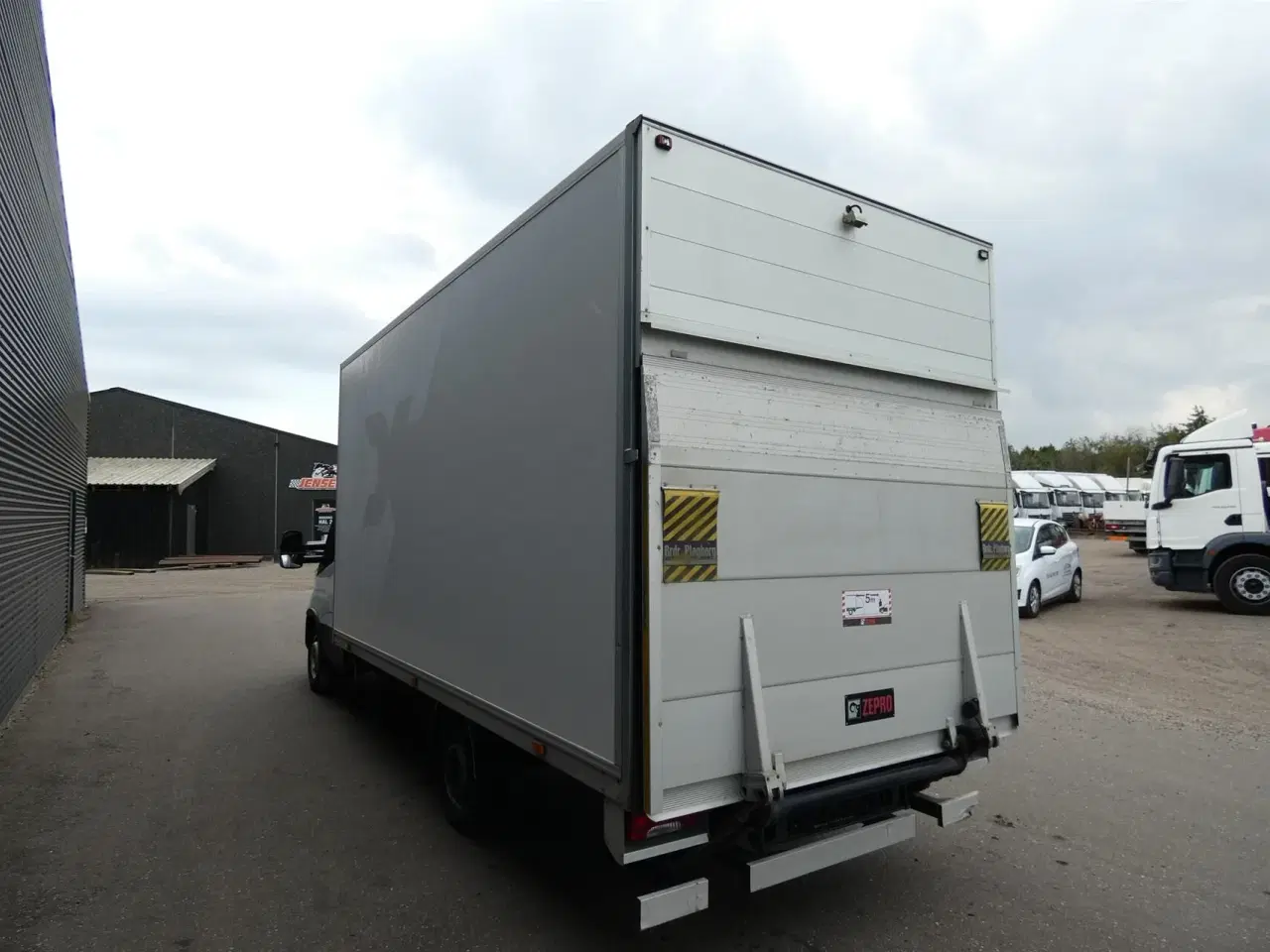 Billede 7 - Iveco Daily 35S18 4100mm 3,0 D 180HK Ladv./Chas. 8g Aut.