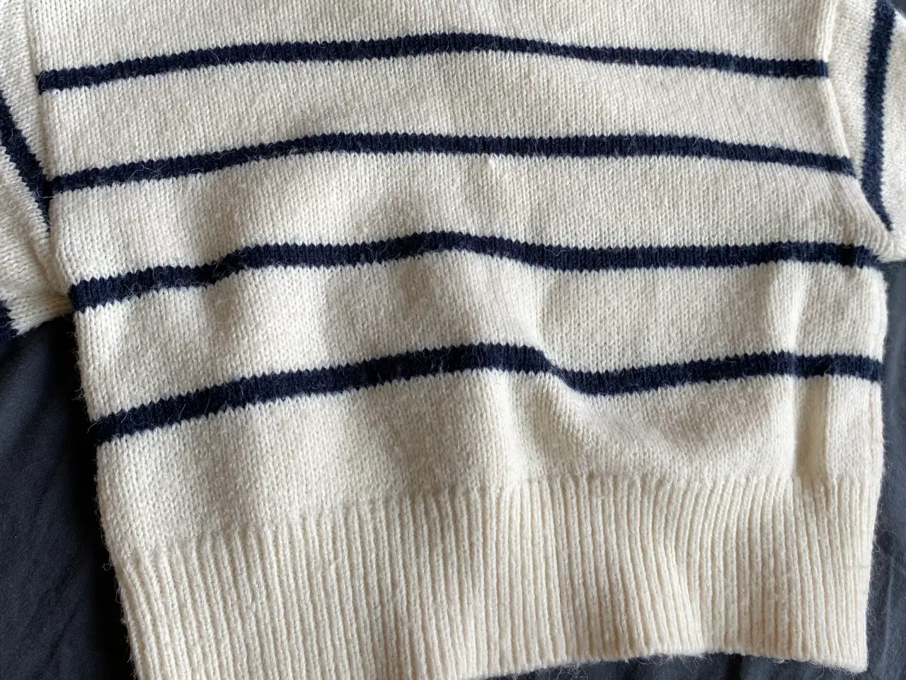 Billede 7 - Strik bluse (kort model) 