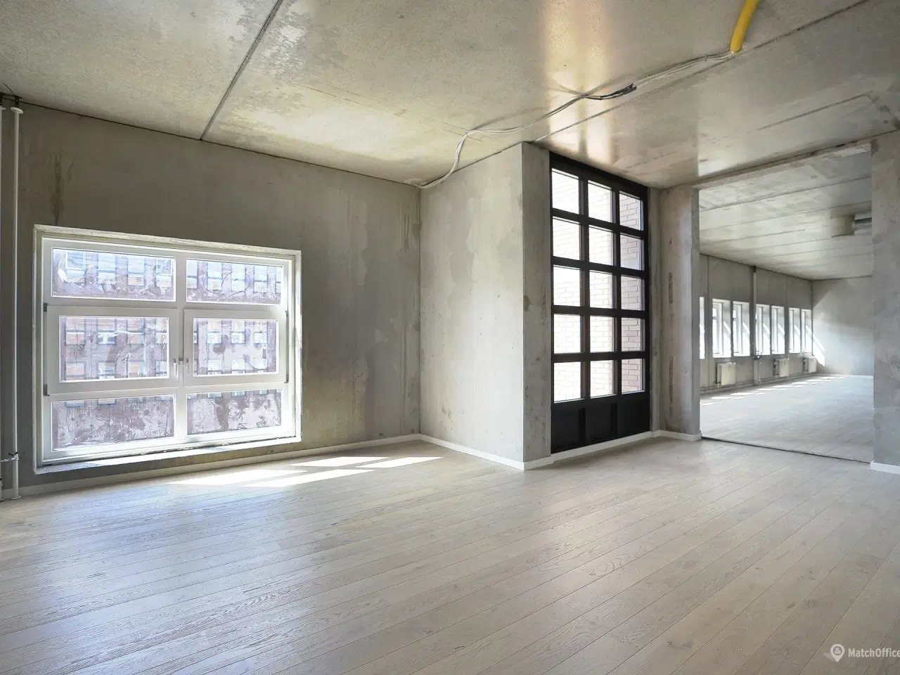 Billede 7 - Stort og åbent kontor