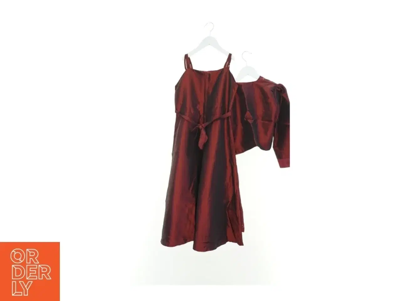 Billede 2 - festKjole (str. 152 cm)