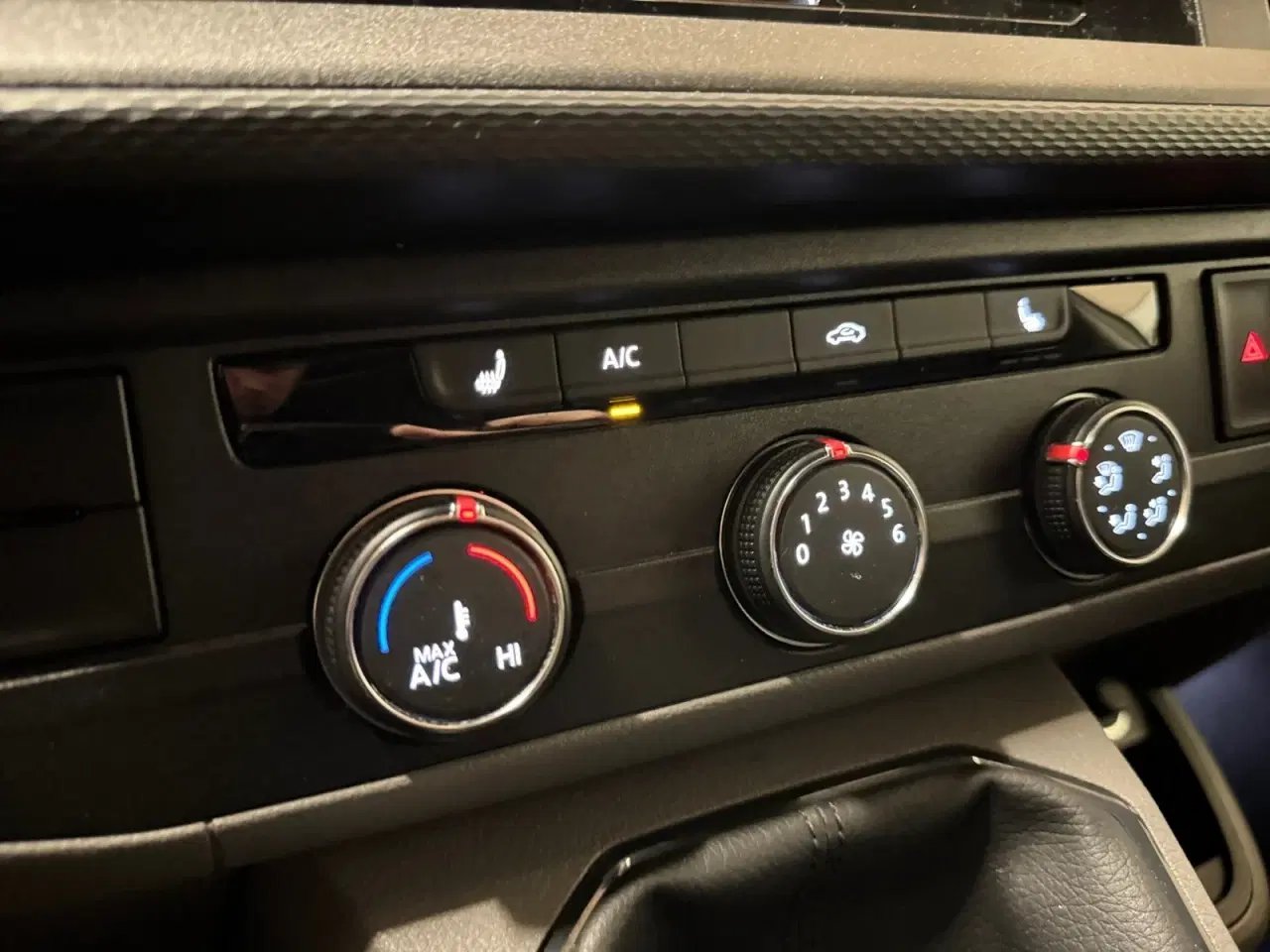 Billede 11 - VW Transporter 2,0 TDi 110 Kassevogn kort