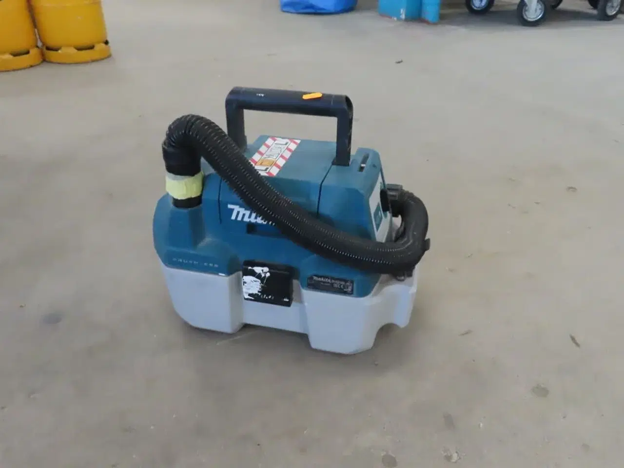 Billede 1 - Støvsuger MAKITA BL1830B