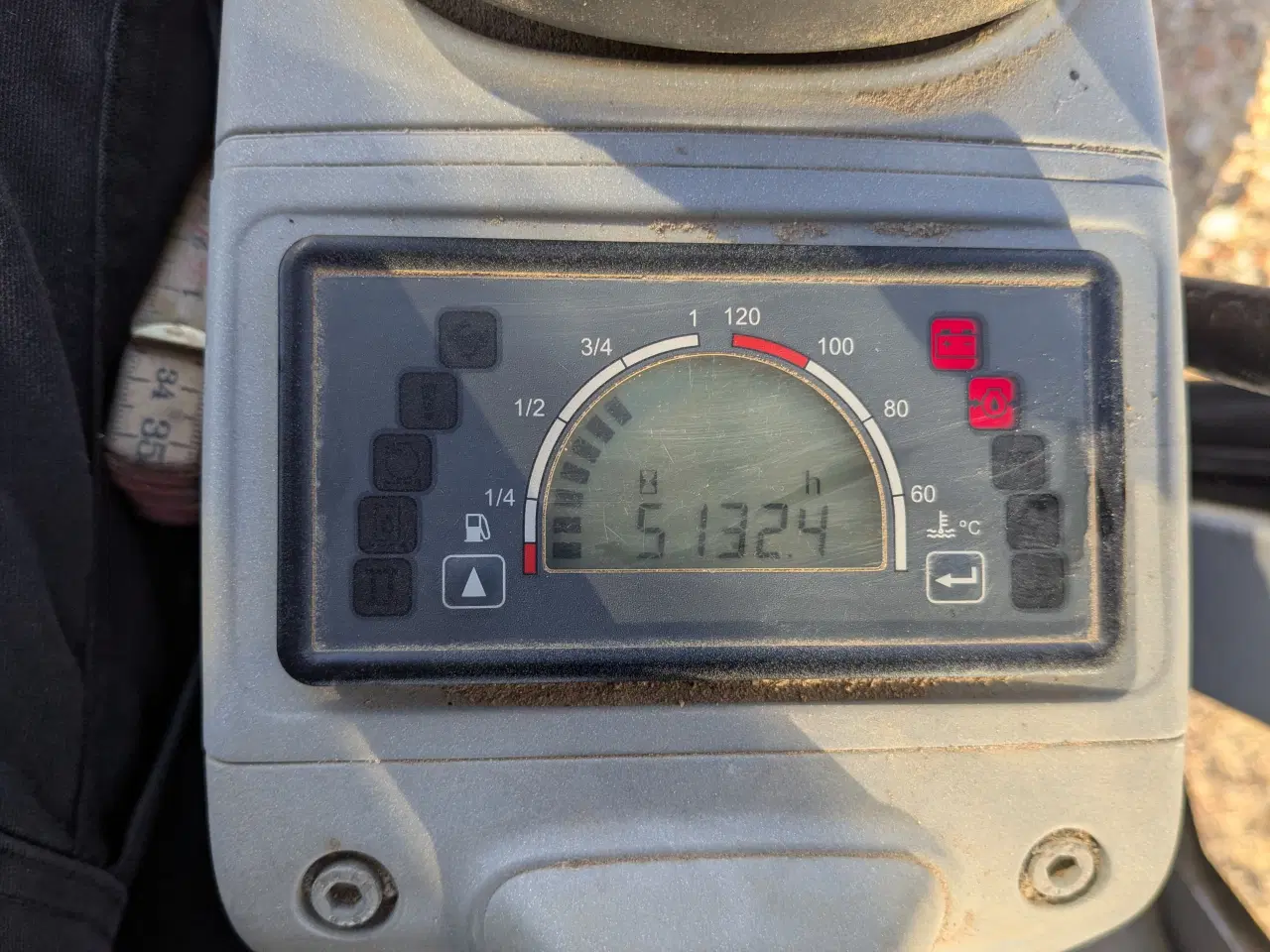 Billede 3 - minigraver 2 Tons, seriøst bud modtages