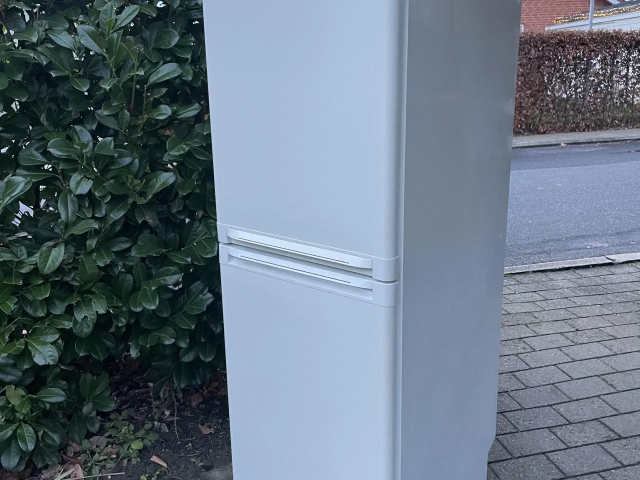 Billede 2 - Siemens kølefryseskab hvid