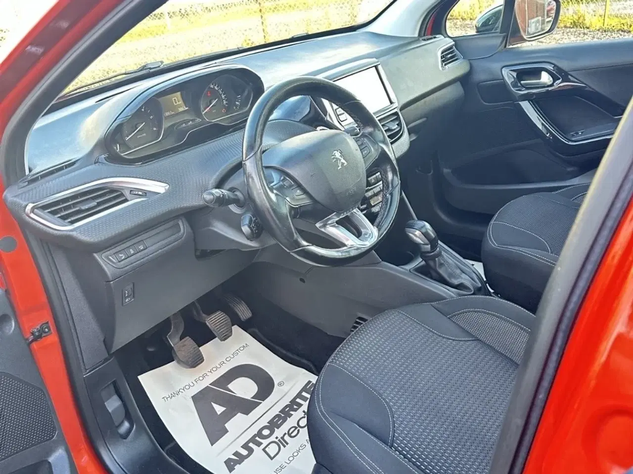 Billede 7 - Peugeot 208 1,6 BlueHDi 100 Allure Sky