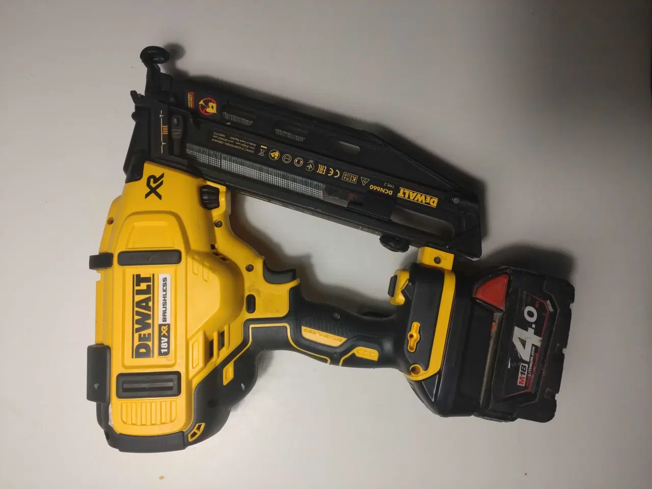 Billede 1 - Dewalt  >>> Milwaukee