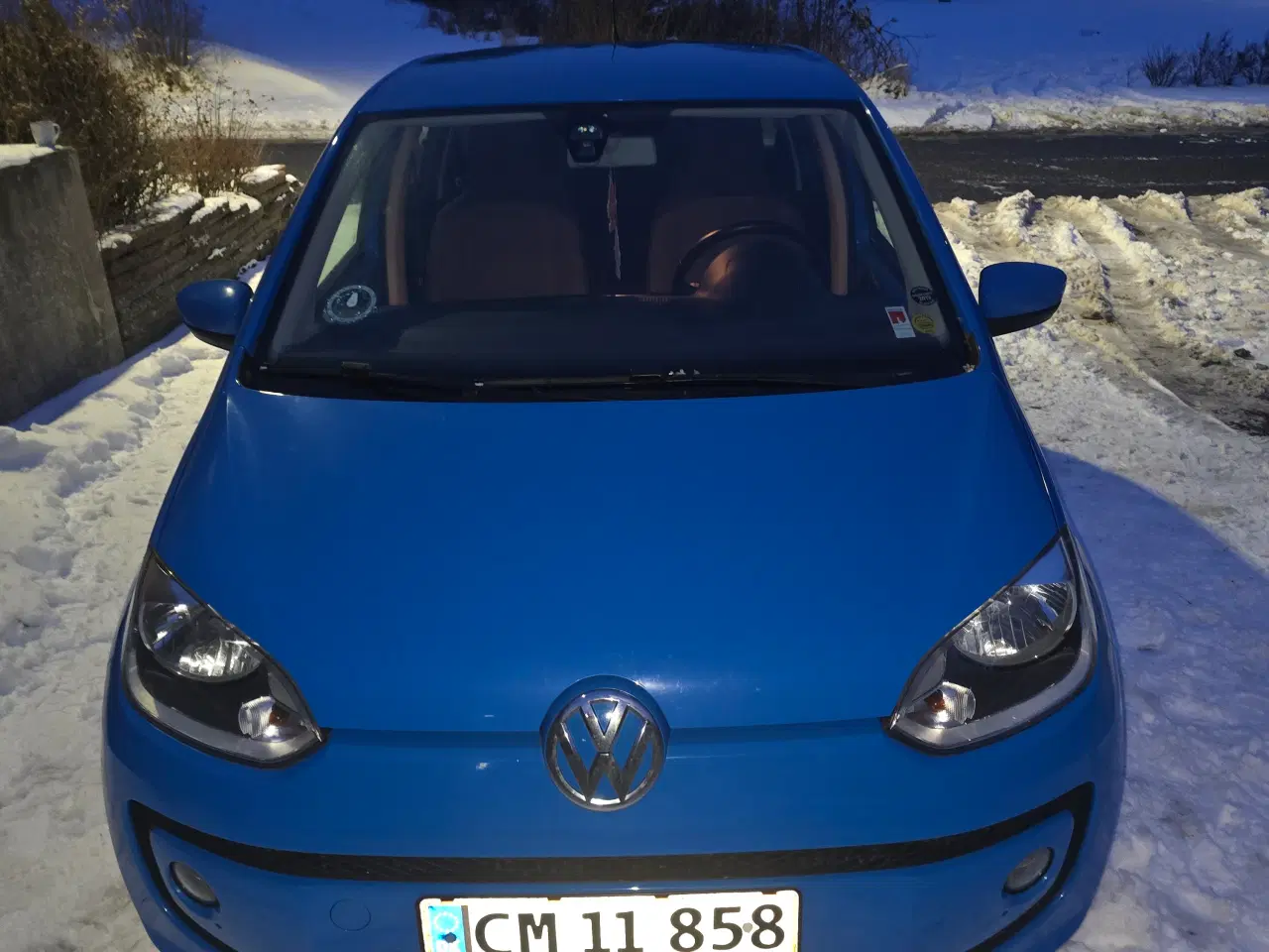 Billede 1 - flot velholdt blå wv up 2014 1,0 60 hk 5 dørs