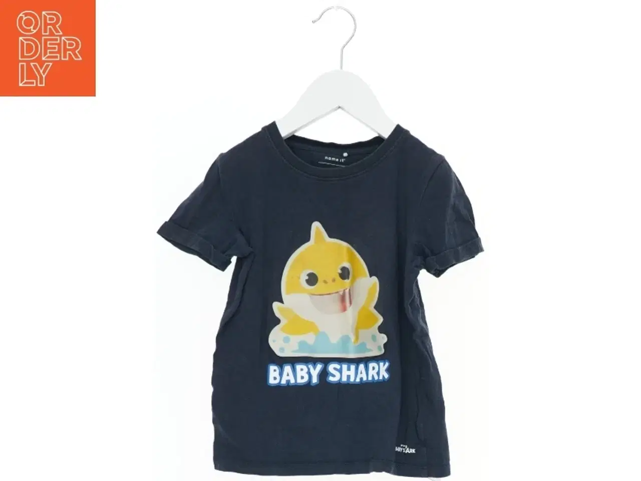 Billede 1 - Baby Shark T-shirt fra Name It (str. 104)