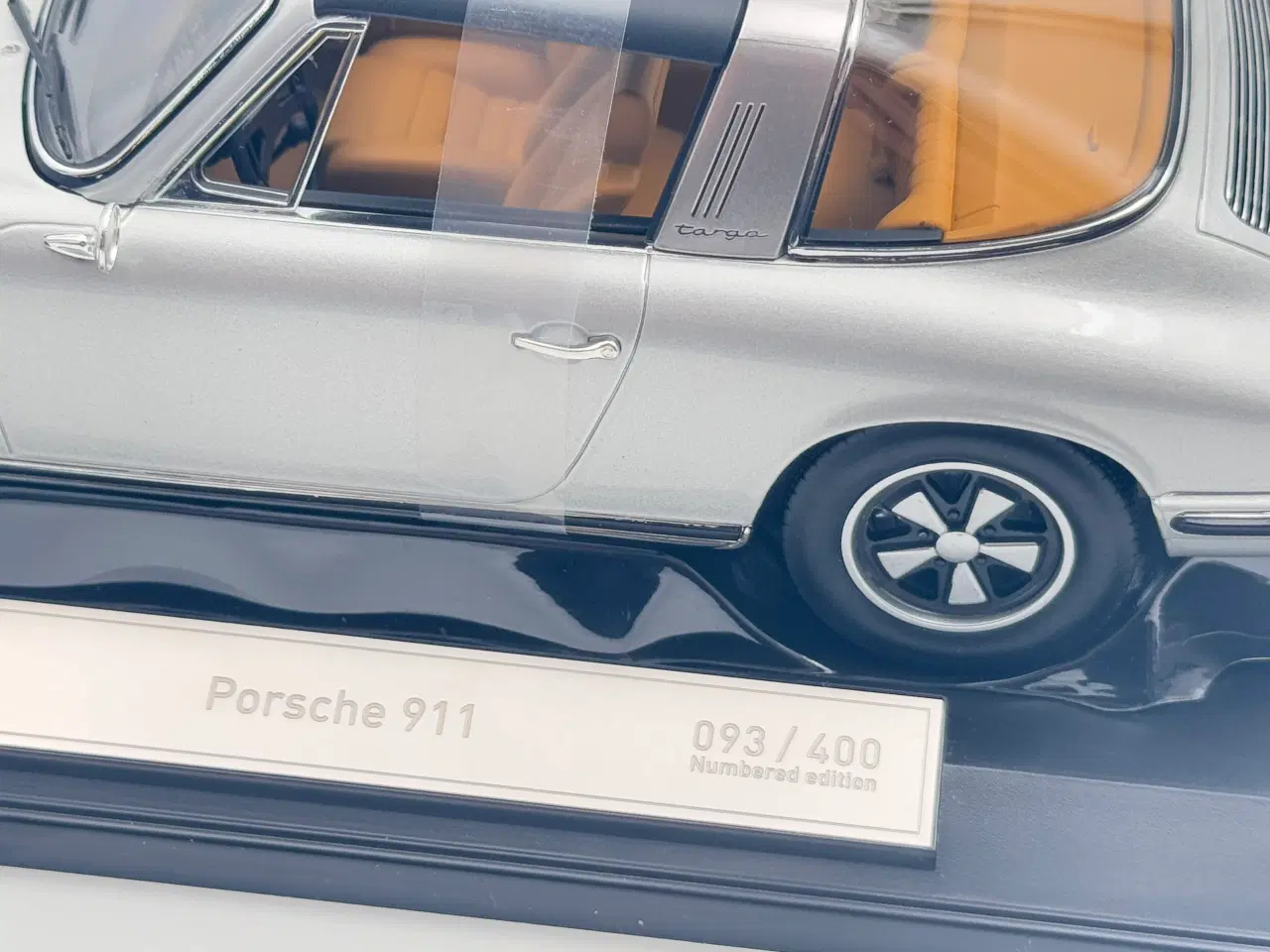 Billede 2 - 1969 Porsche 911 S Targa 1:18  