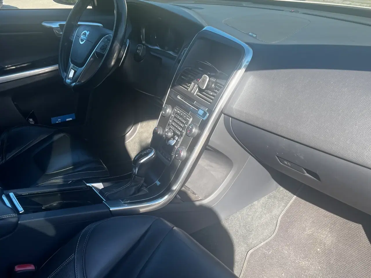 Billede 9 - Volvo XC60 2,4 D5 215 R-Design aut. AWD Van