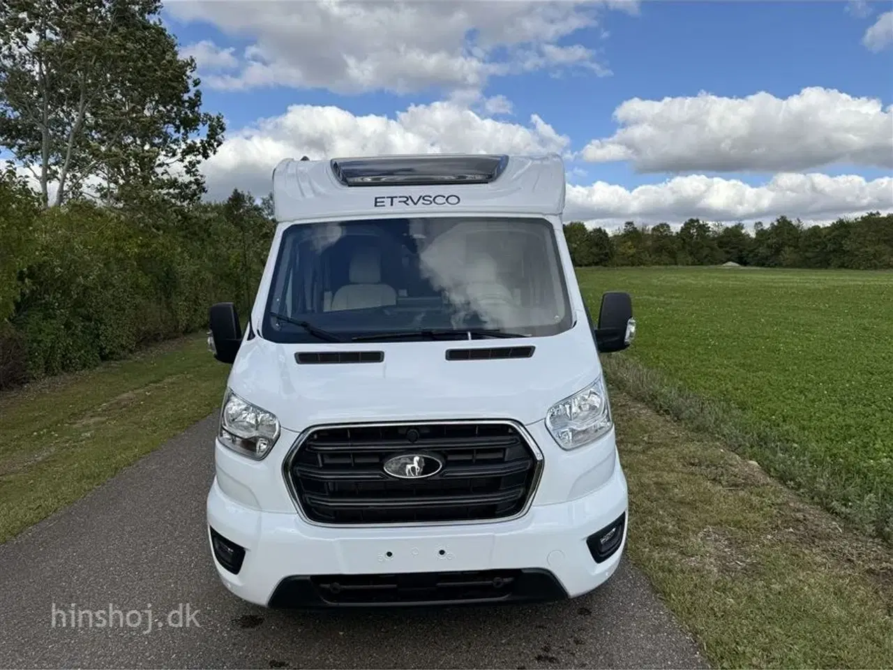 Billede 10 - 2026 - Etrusco V 6.8 SCF Scandic Edition Aut.   Lækker Autocamper med automatgear og face to face siddegruppe fra Hinshøj Caravan.