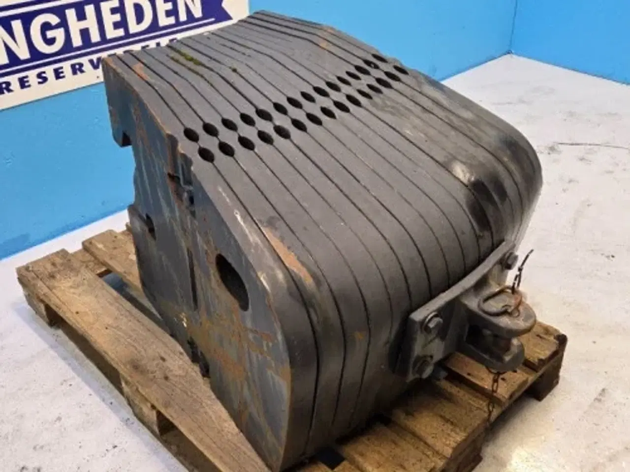 Billede 2 - New Holland T8 Frontvægt Kit 719665006