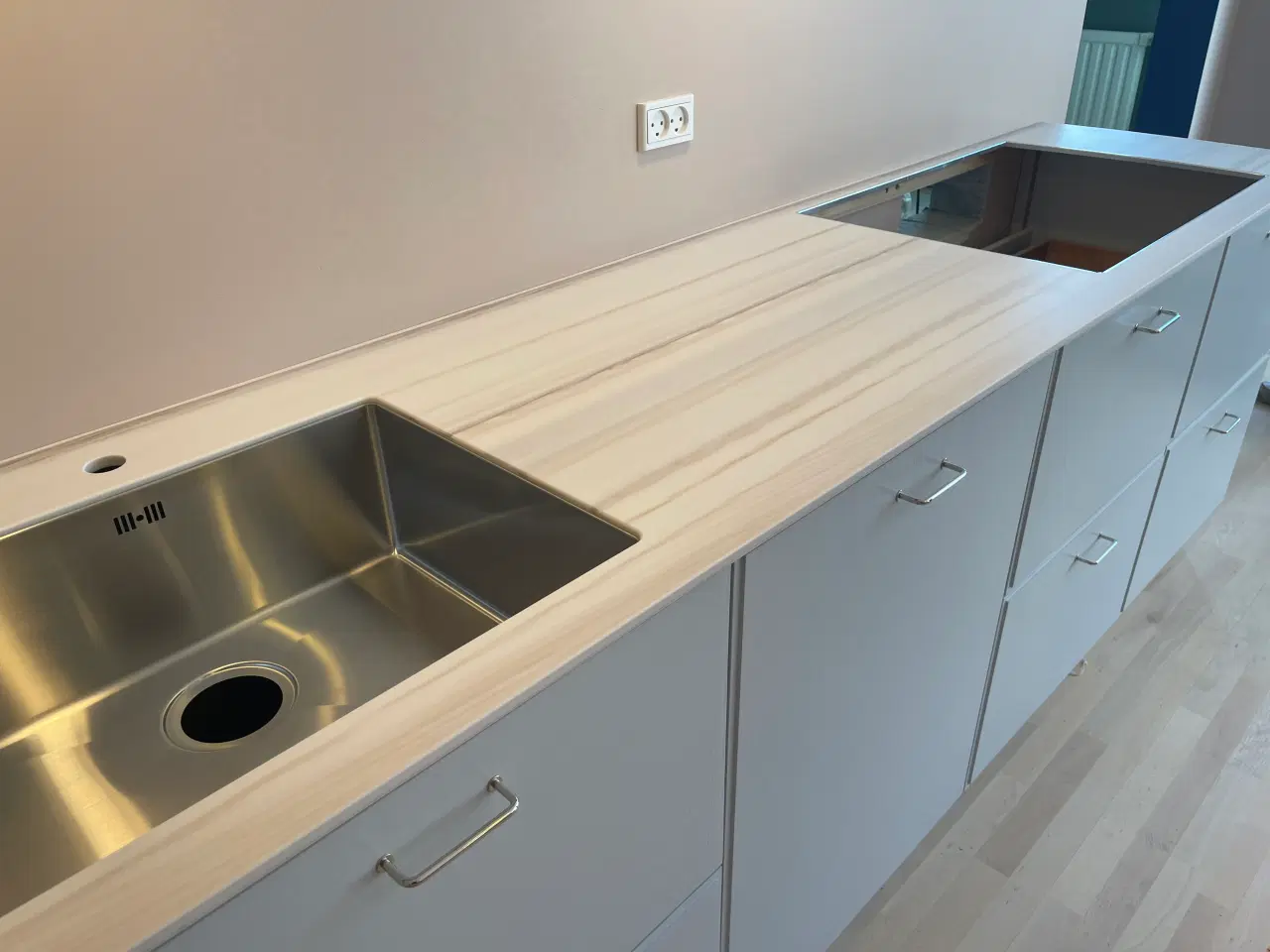 Billede 6 - Bordplader i Corian®️ og Kerrock®️